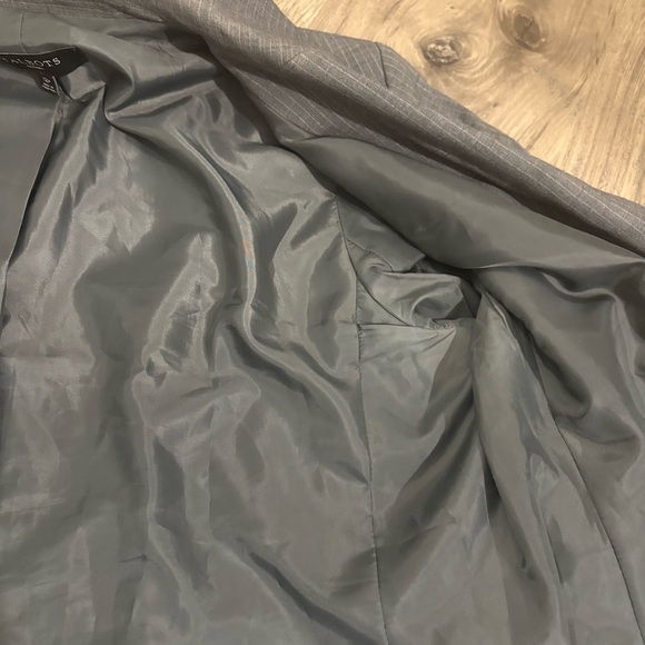 Talbots Wool Charcoal Gray Pinstripe Two Button Blazer Women 12P Classic - Picture 11 of 13